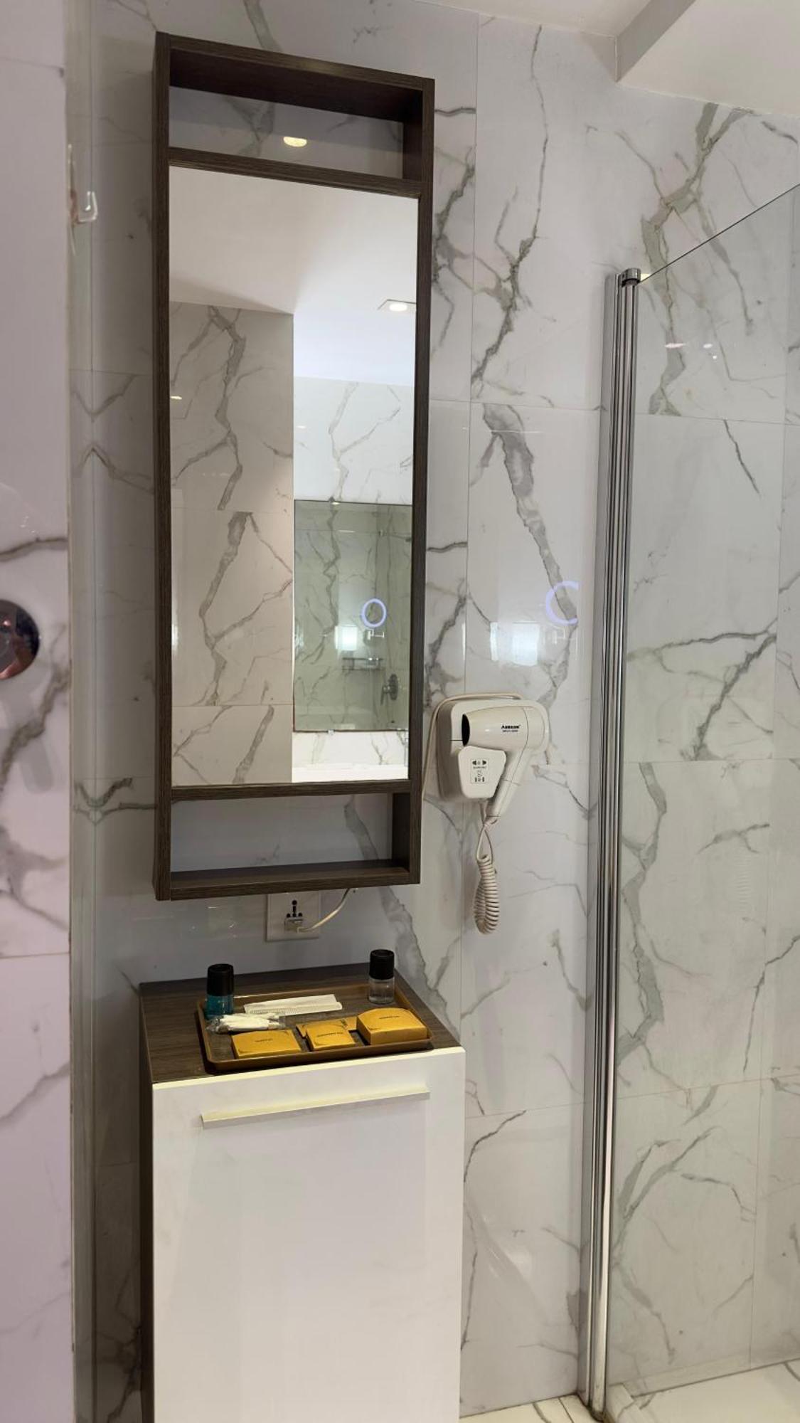Centaurus Apartments Islamabad Eksteriør billede