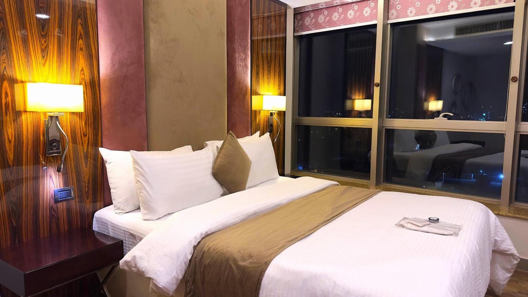 Centaurus Apartments Islamabad Eksteriør billede